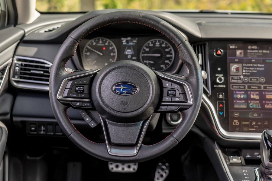 Панель приборов Subaru Legacy Sport 2019 года  (NA) (фото 28 из 29)